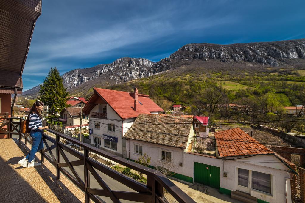 Guesthouse Magic Băile Herculane Εξωτερικό φωτογραφία